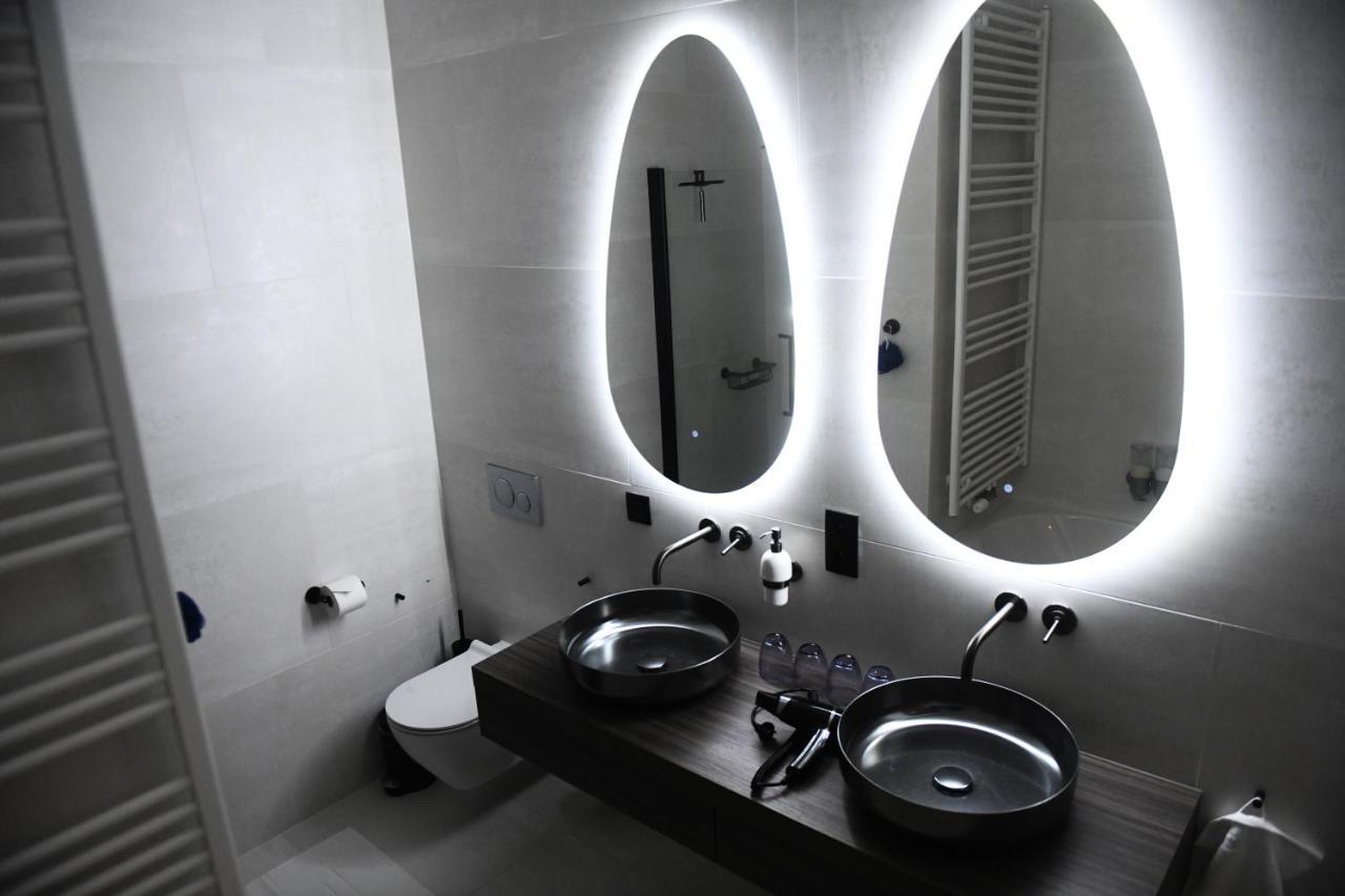 Women Of The World - Antwerp Apartment Luaran gambar